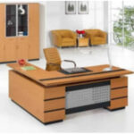 Crown--Manager Office Table--Office Furniture