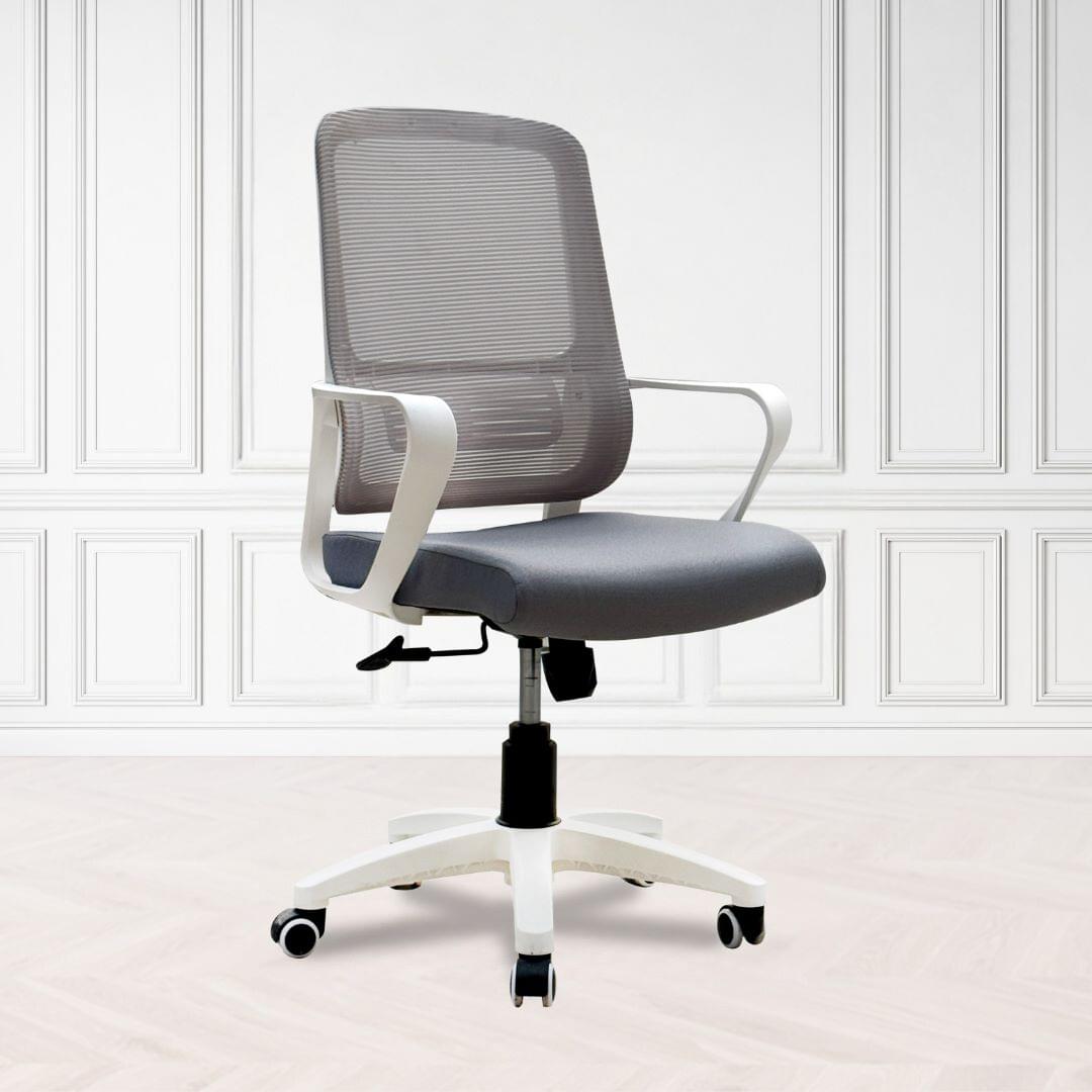 Index Staff Chair